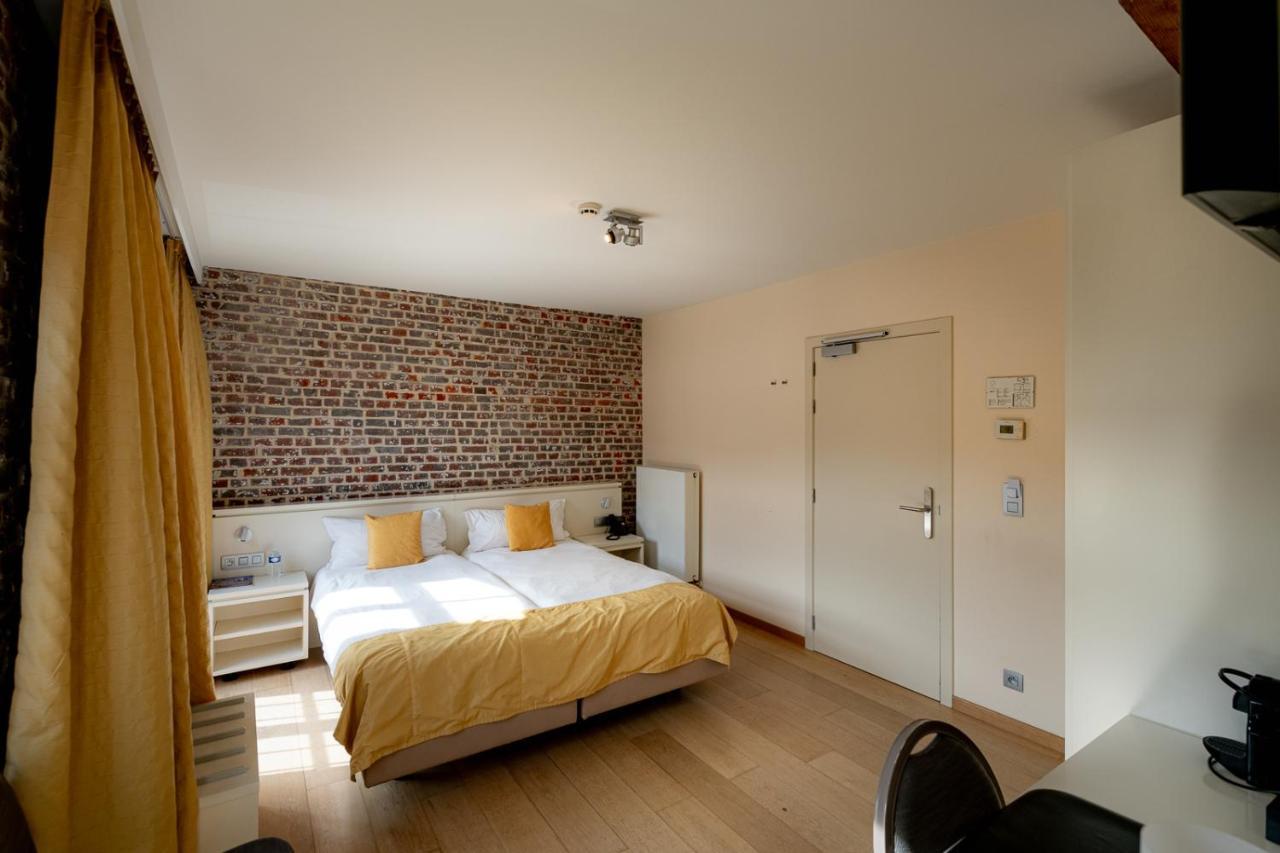 Hostellerie De Biek Moorsel ภายนอก รูปภาพ